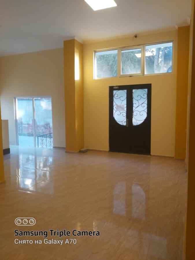 Квартира У Моря С Двумя Балконами Batumi Exterior photo